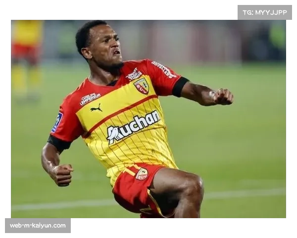 朗斯前场逼抢组织方式：奥蓬达领衔的第一道防线实施效果分析